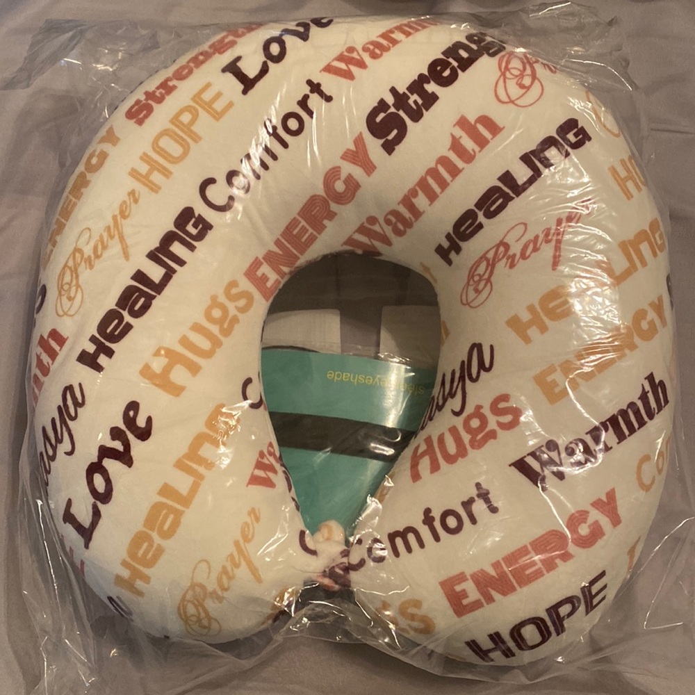 Neck pillow and eye mask-NWT
